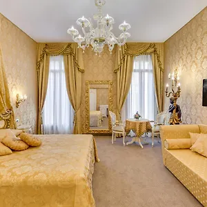 residenza-veneziana.hotelslidodijesolo.com/