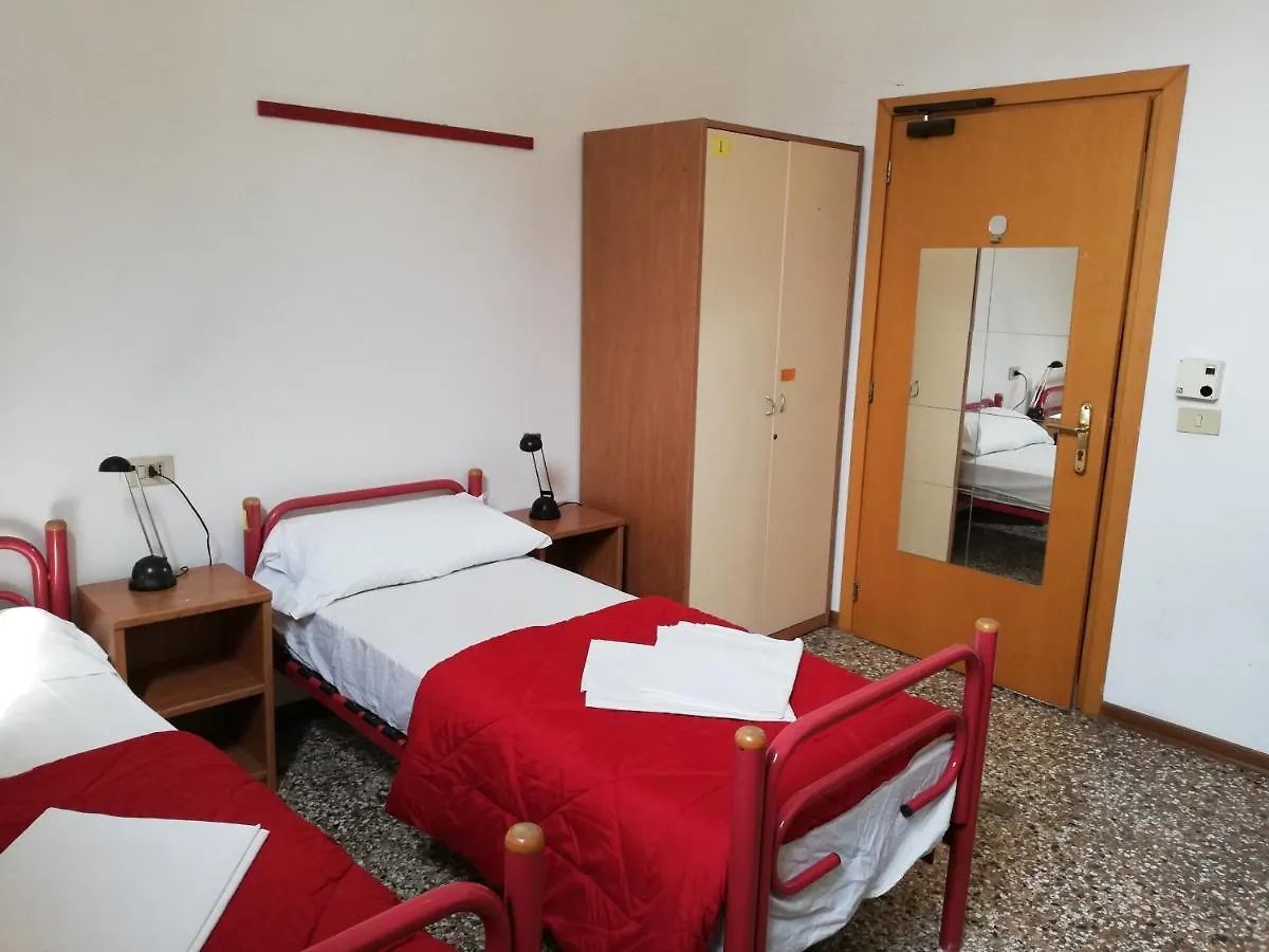 Ostello S. Fosca - Cpu Venice Hostels Włochy